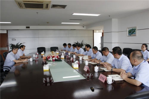 【领导关怀】市城投集团党委副书记郭东晓一行赴cq9电子入口集团走访调研